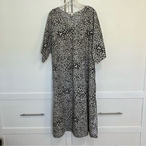 Kate Landry V-neck Short Sleeve Split Hem Pocketed Cheetah Print Maxi Dress, XL